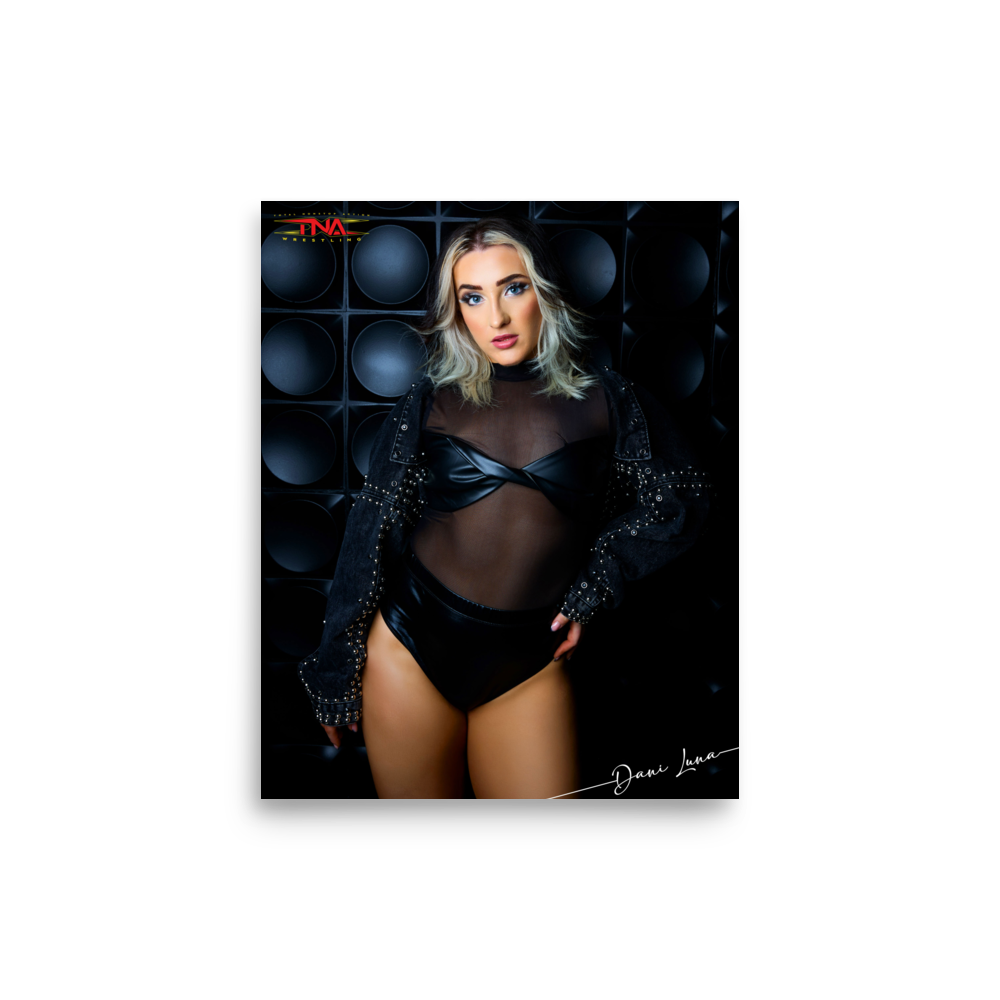 Knockouts Glam 8"x10" - Dani Luna